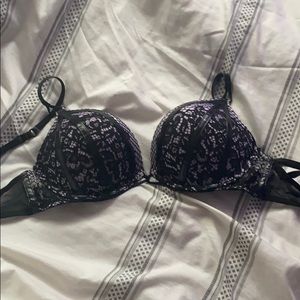 NWT Victoria Secret 32D Bombshell PUSH UP